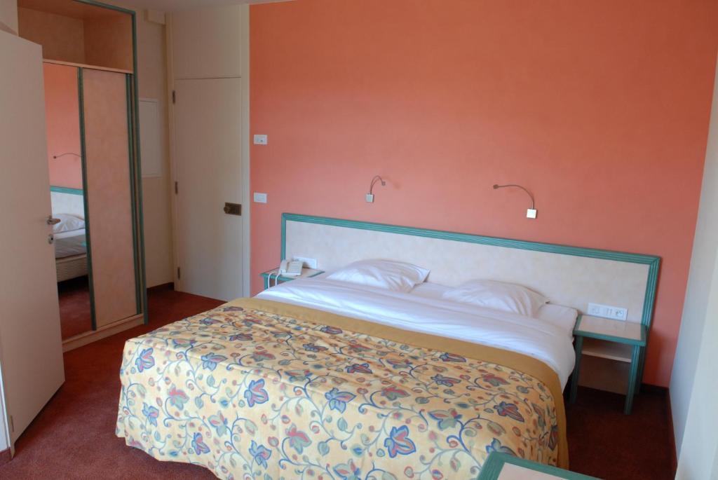 Les Tilleuls Hotel Jupille Exterior foto